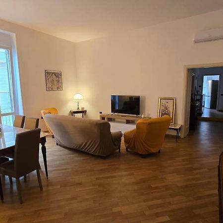 Tra Mare E Castello Appartement La Spezia Buitenkant foto